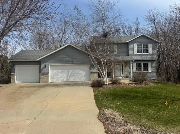 340 Perry Ct, Zumbrota, MN 55992