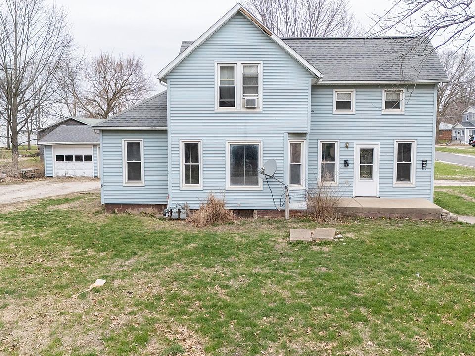 1st image of 413 W Fort St