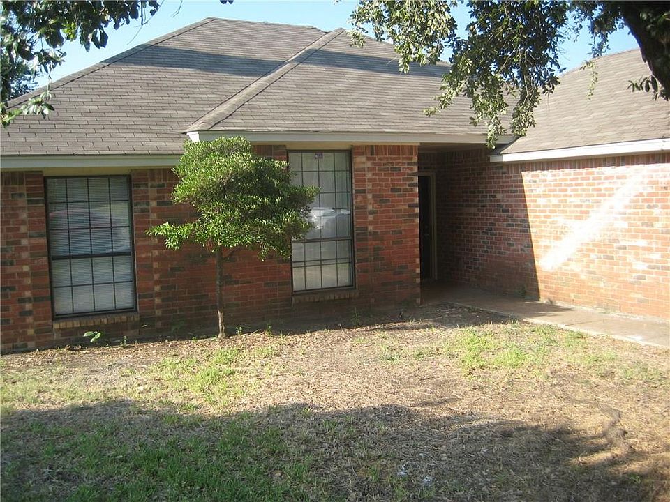 1st image of 200 Mesa Wood Dr