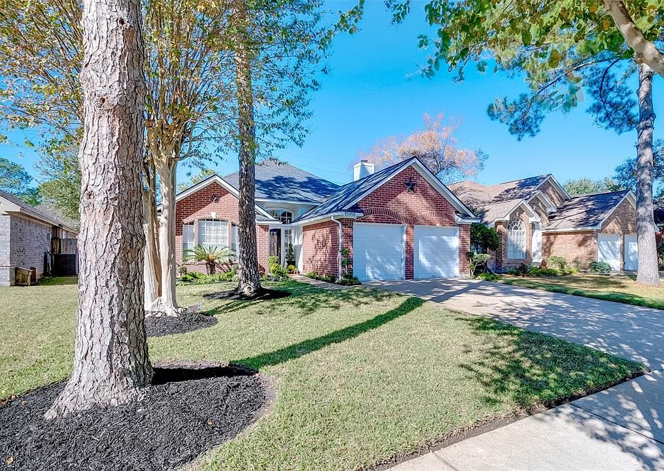 1st image of 15958 Oak Mountain Dr