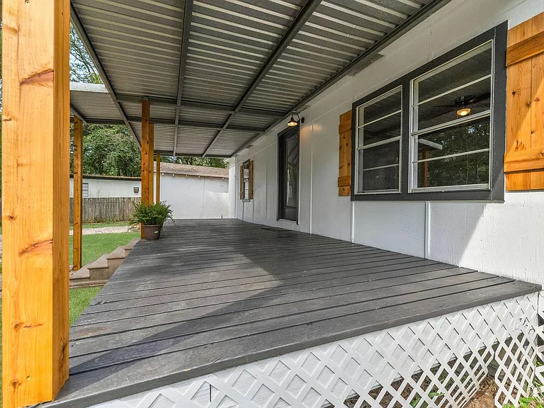 601 Dogwood Trl — Photo 48