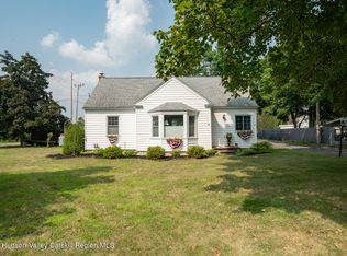 26 Eichybush Rd, Kinderhook, NY 12106