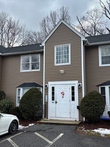 306 Aiken Ave APT 7, Lowell, MA, 01850