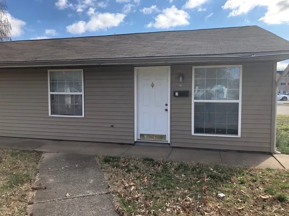 609 S Logan Ave #B, Carbondale, IL 62901