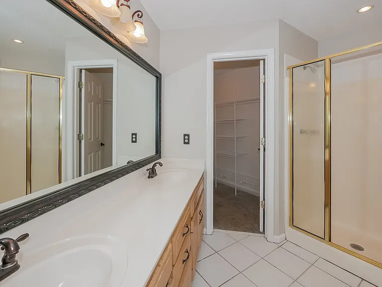 135 Masters Dr — Photo 14