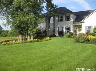 4385 Winding Creek Rd, Manlius, NY 13104