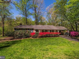 11310 Myrtle Ln, Reston, VA 20191