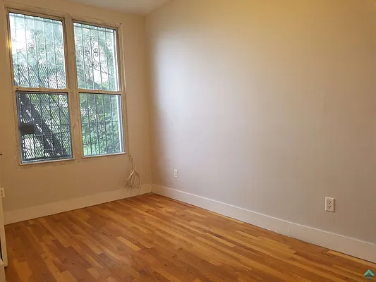 Rented by EXR | media 11