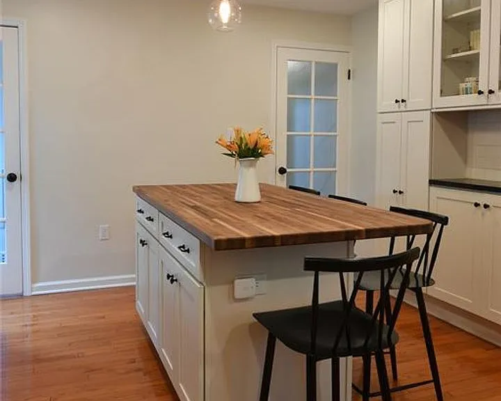 342 Greenleaf Dr — Photo 9