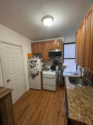 Rented by Urban Real Estate Property Group Inc | media 15