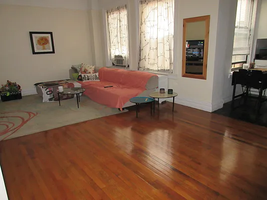 Rented by Prime City Listings LLC | media 19