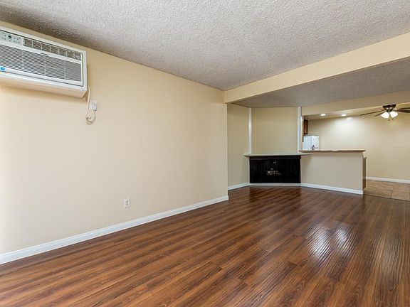 4th image of 7430 Crescent Ave APT 303