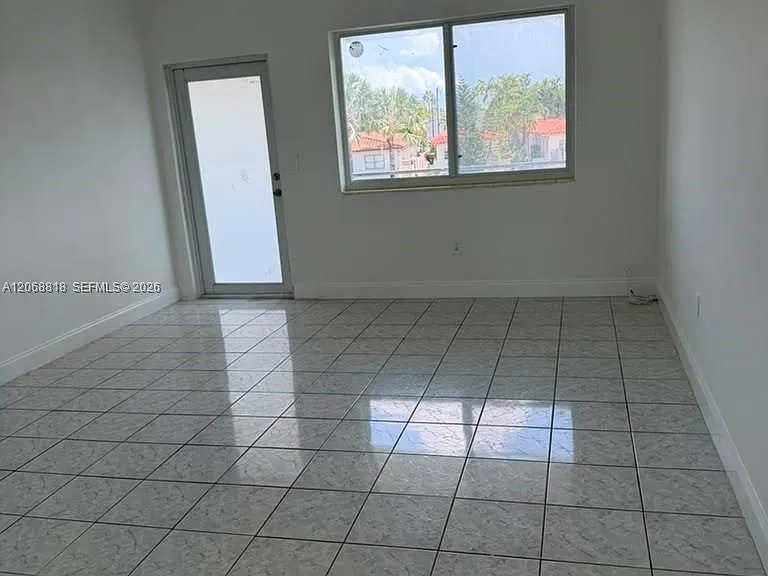 2 S Shore Dr #15 — Photo 8