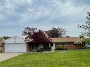 39432 W Archer Dr, Harrison Township, MI