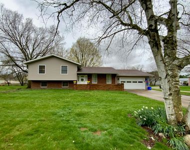 22 Seneca Ave, Fredericktown, OH, 43019