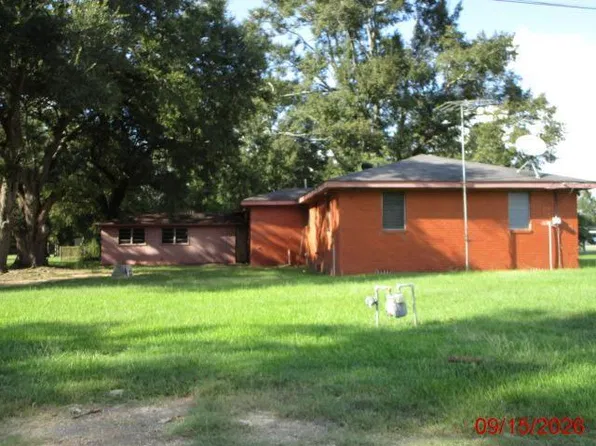 630 Highway 1188, Hessmer, LA 71341