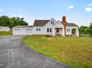 104 Pond Springs Rd, Kingsport, TN 37664