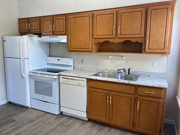 3rd image of 1336-1342 Chelsea Ave #1