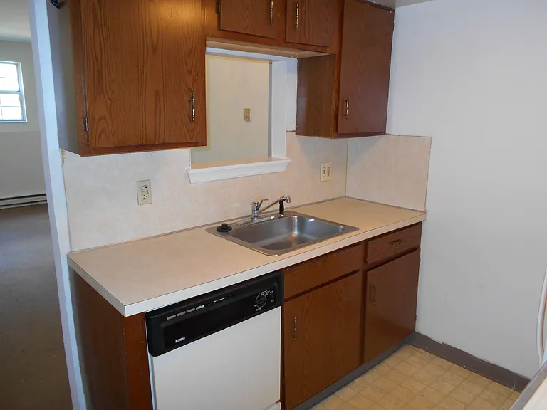 810 E Turner St #4 — Photo 5