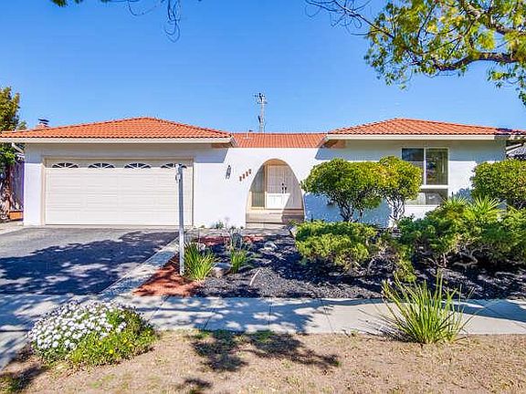 4th image of 1480 Aster Ct