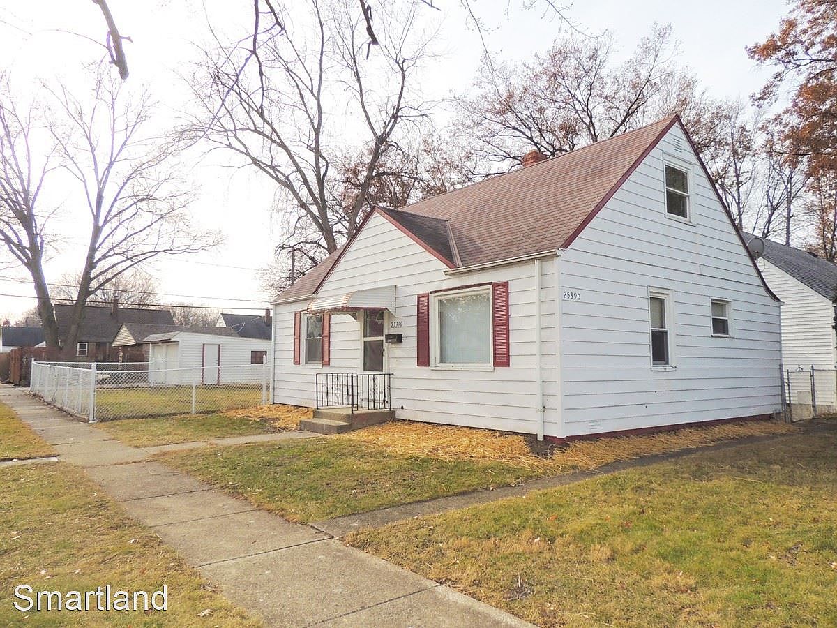 25390 Briardale Ave, Euclid, OH 44132 | Zillow