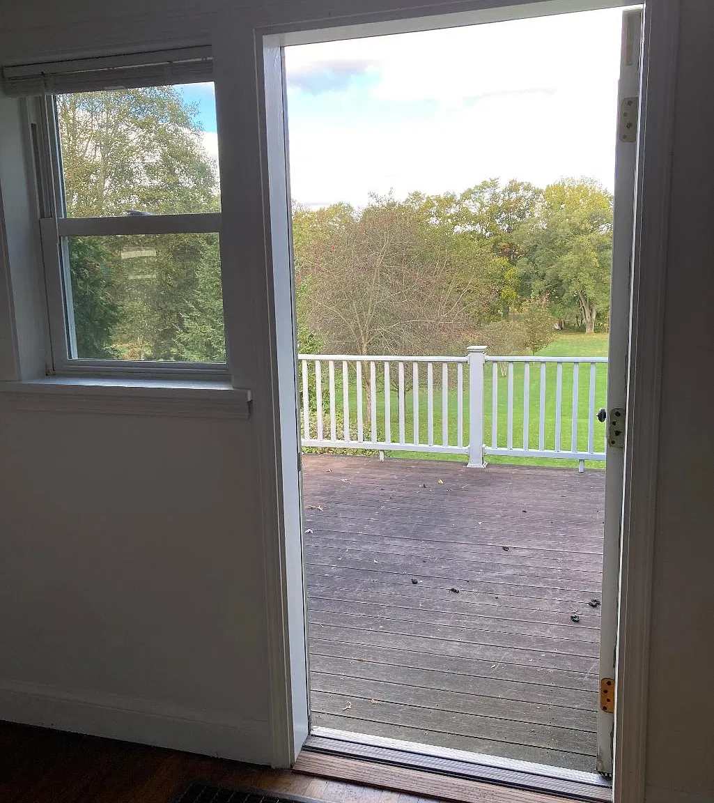 2 bed, 1100 sqft, $1,500 — Photo 2