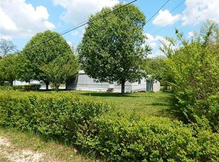 2450 Shorty Barnes Rd, Crossville, TN 38571