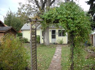 1111 5th St, Hood River, OR 97031
