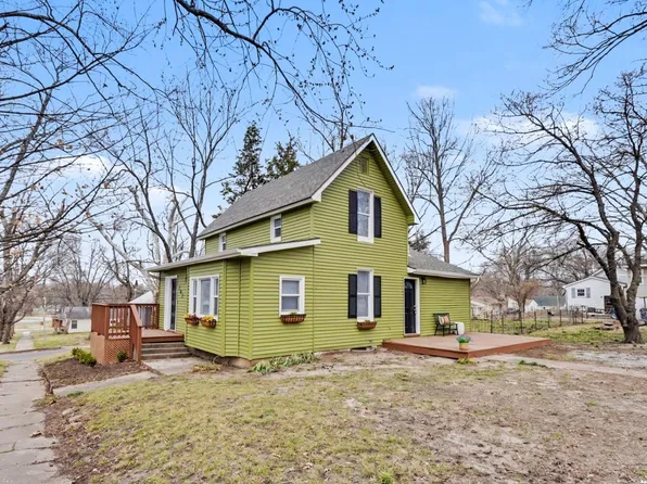 202 E 9th St, Eudora, KS 66025