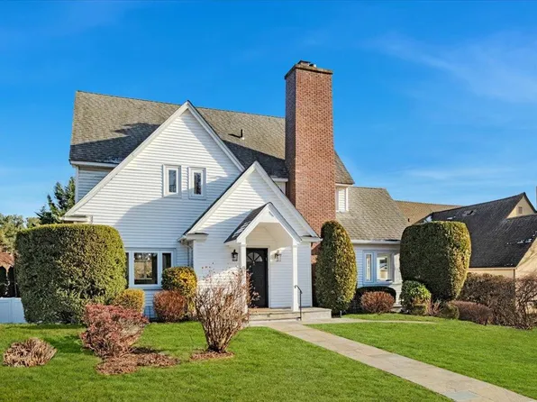48 Old Orchard Road, New Rochelle, NY 10804