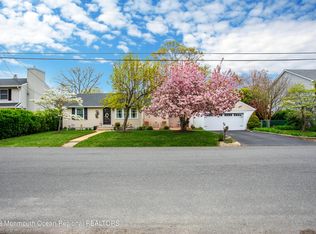 1132 Oak Rd, Wall Township, NJ 08736