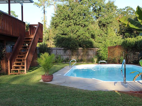 3rd image of 8205 Sharkhead Cir