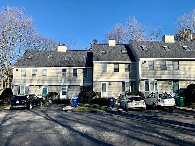 30 Lucille Pl — Photo 16