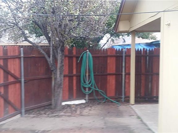 2nd image of 6905 Sierra Dr