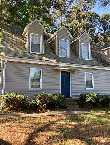 105 Carson Dr #A Photo 1
