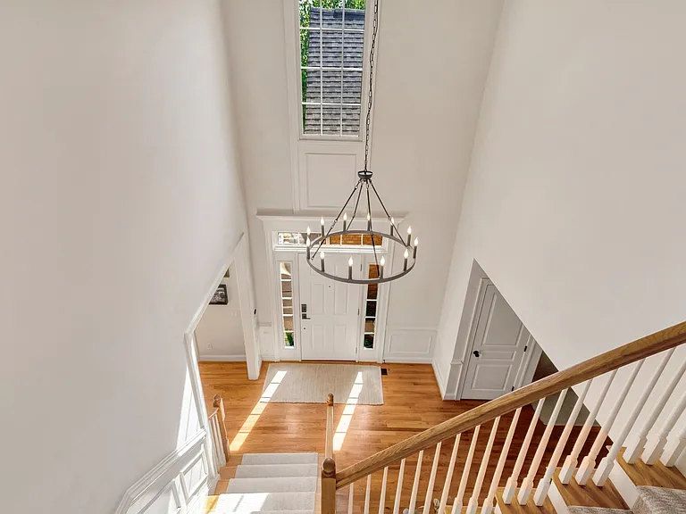 5231 Winter View Dr — Photo 8