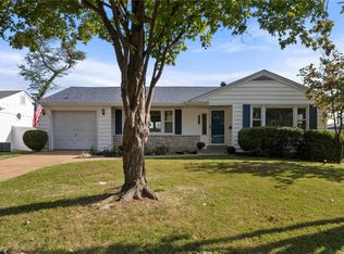 200 Woodridge Rd, Saint Louis, MO 63122