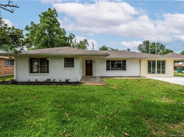 209 River Oaks Dr, Westlake, LA 70669