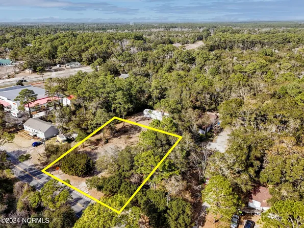 738 Jabbertown Road, Southport, NC 28461