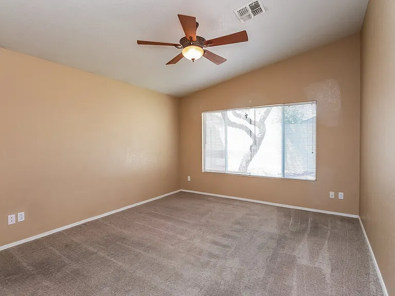 146 W Melody Ct — Photo 8