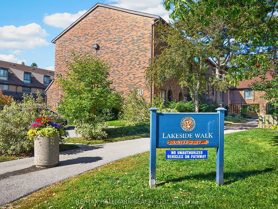 30 Livingston Rd #15