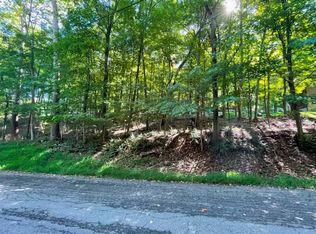 16 Laura Lane, Hopewell Junction, NY 12533