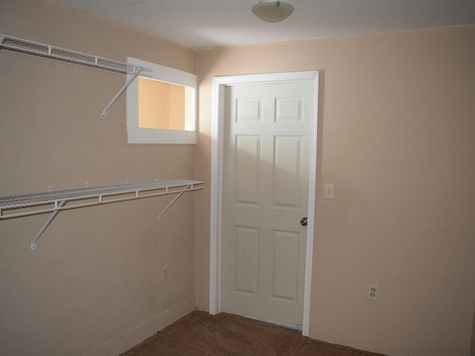 704 Main St — Photo 4