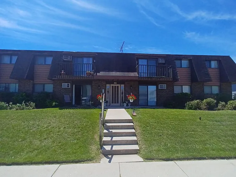 1025 Willow Ave — Photo 31
