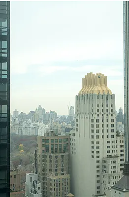 Rented by R New York | media 18