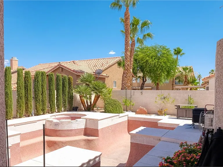 3704 N Campbell Rd — Photo 37