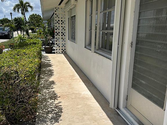 3rd image of 728 Ridge Road #31