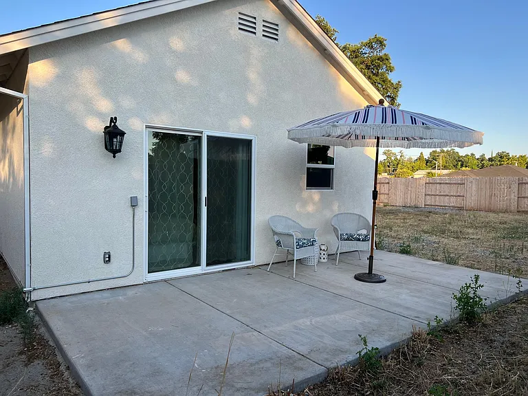 3487 Sacramento Dr — Photo 24
