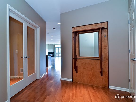 2nd image of 578 Roger Williams Ave APT 302