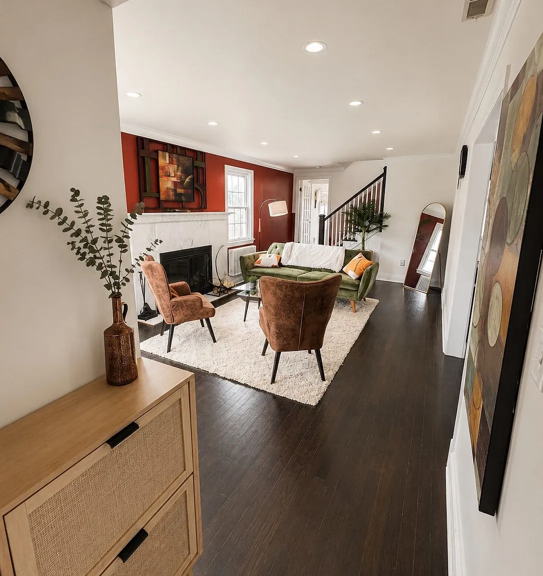 3 bed, 2.0 bath, 1800 sqft, $4,100 — Photo 4